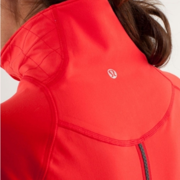 Lululemon Run: Toasty Tech Longsleeve - Picture 6 of 13
